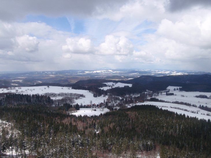 Parádní výhledy na Broumovsko.