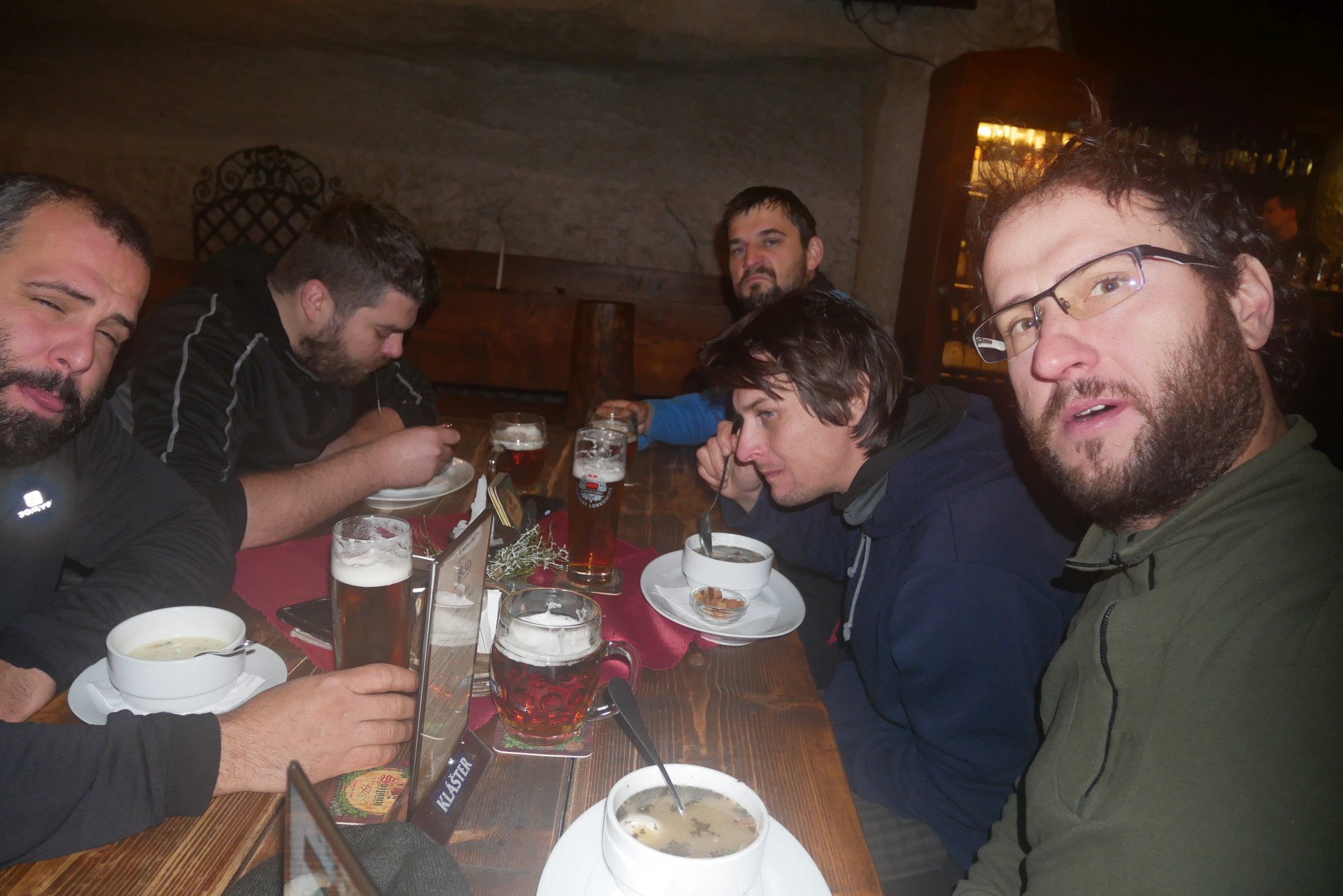 Cestou domů jsme se ještě stavili v restauraci Skála v Kláštěře u Mnichova Hraditě. 