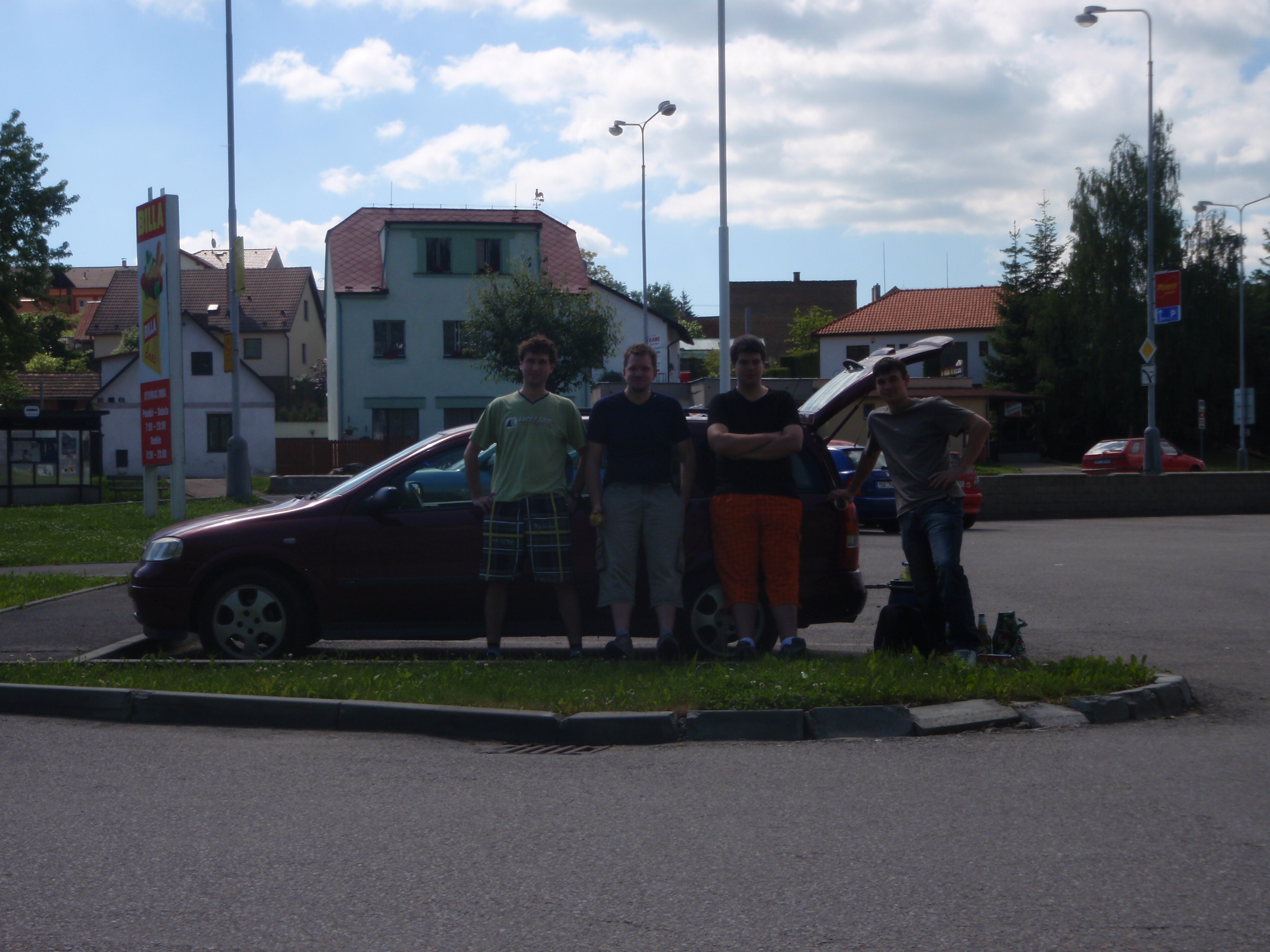 startovní foto ve Vlašimi. Vojta Datel Já Komár