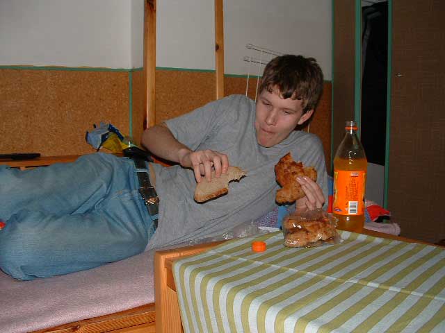 Asi jedinej kdo měl dost jídla.