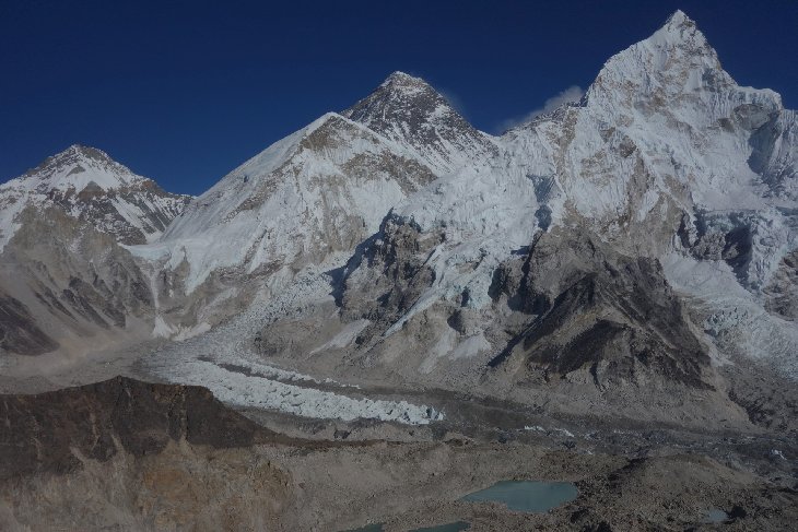 Z Kala Patharu je super výhled na Everest, a ledovec Khumbu..