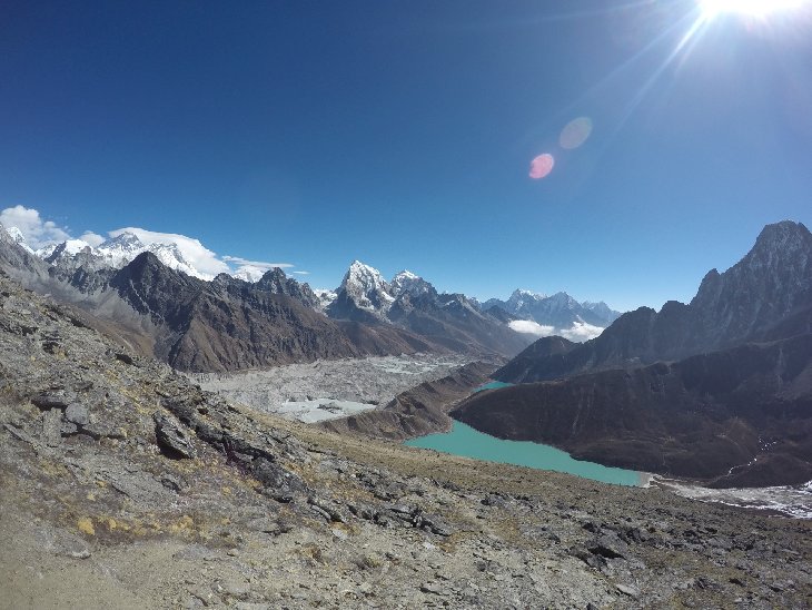 11.11. Ráno bylo zase nádherně a tak jdem na Gokyo Ri dnes...Chyba to rozhodně nebyla..