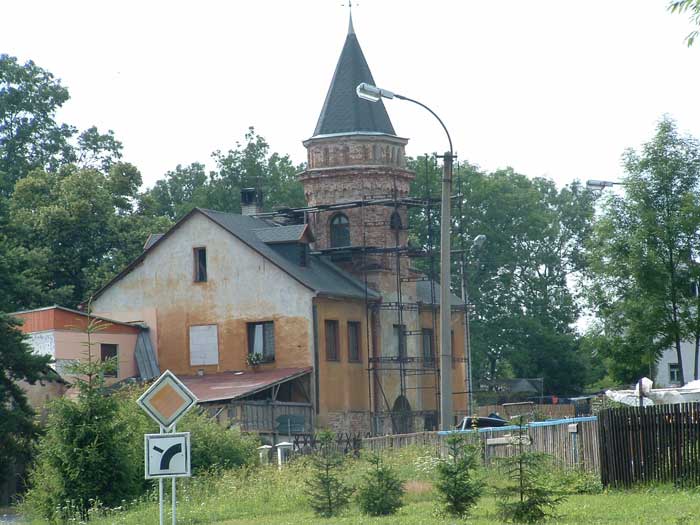 Jakýsi zámek
