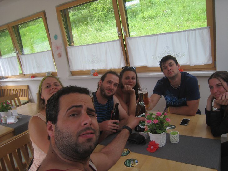 Po cestě zpět byl v plánu výlet do soutěsky Nothklamm, ale začalo pršet tak jsme zašli na pivo a čekali až přestane, když přestalo a došli jsme na místo, tak jsme zjistili že je soutěska uzavřená z důvodu rekonstrukce lávek.