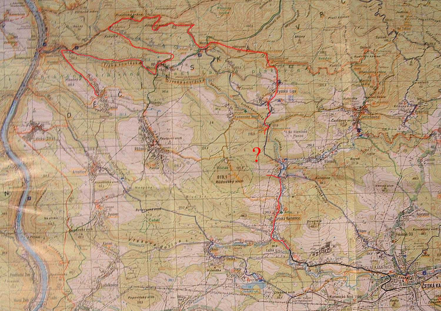 Mapa s vyznačenou trasou našeho pochodu.