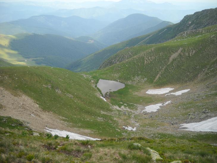 S výhkedem na Lake Godeanu.