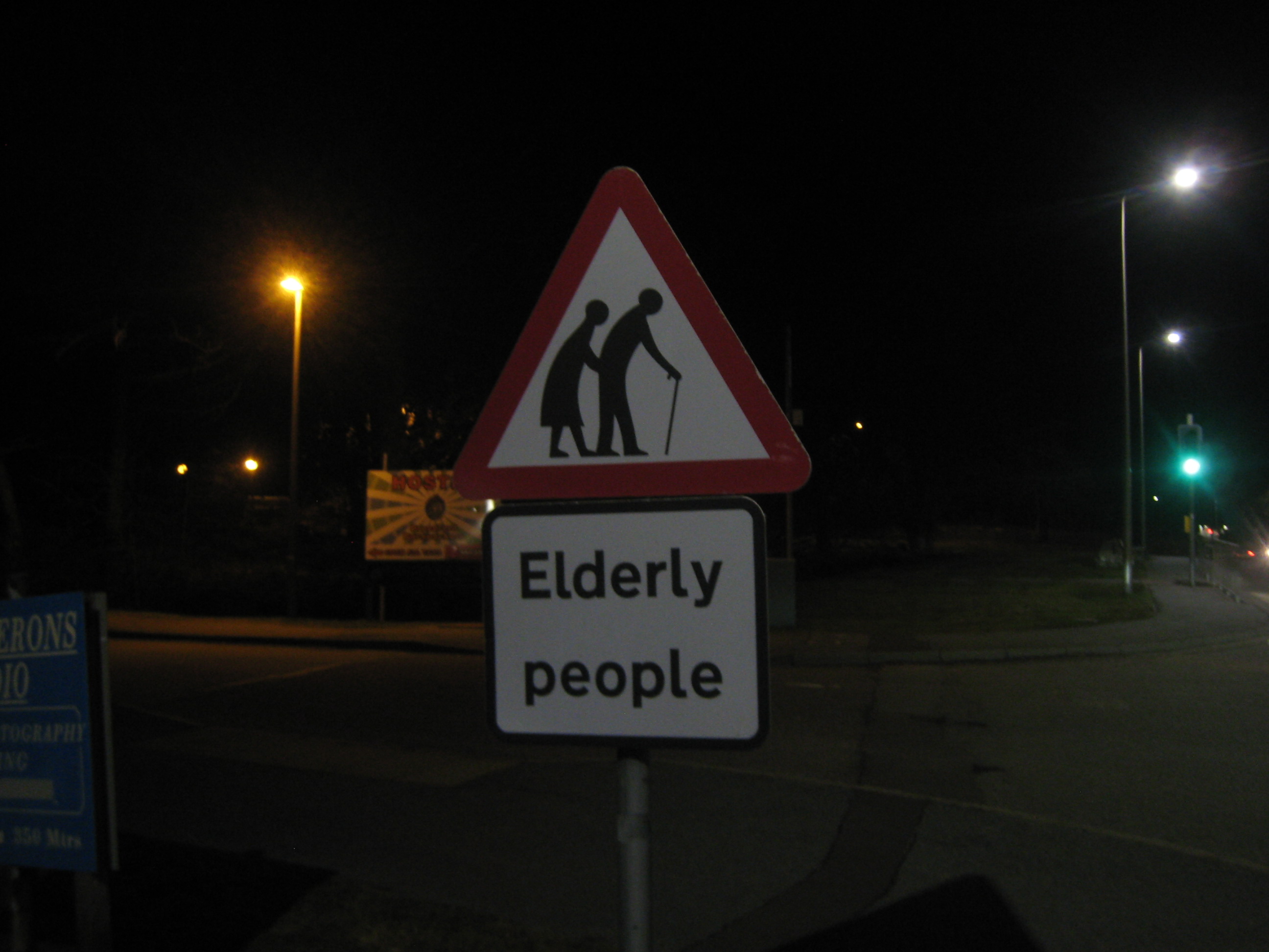 Hlavně bacha na Elderly people:D:D