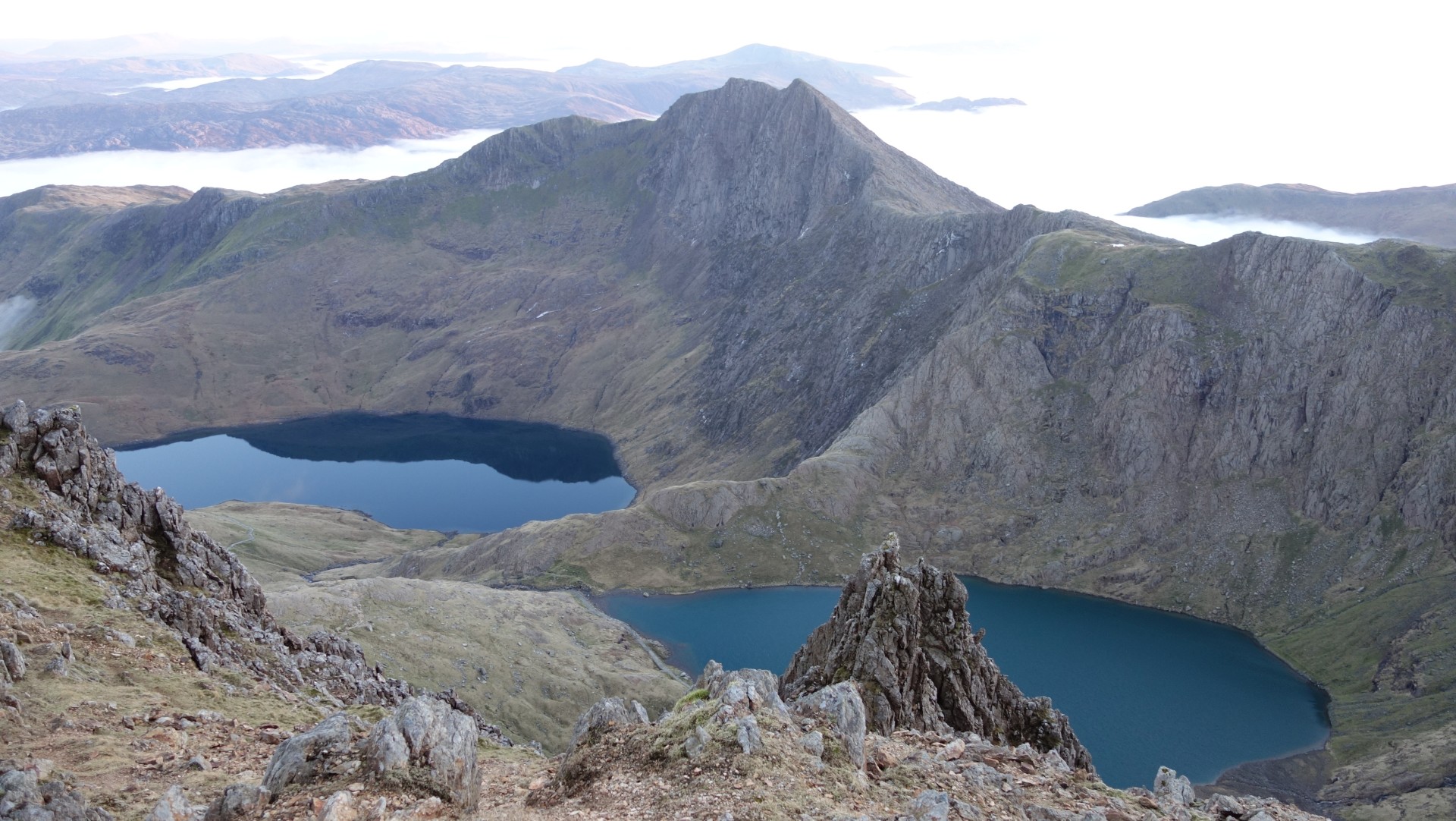 Jezera Glaslyn a Llyn Llydaw.
