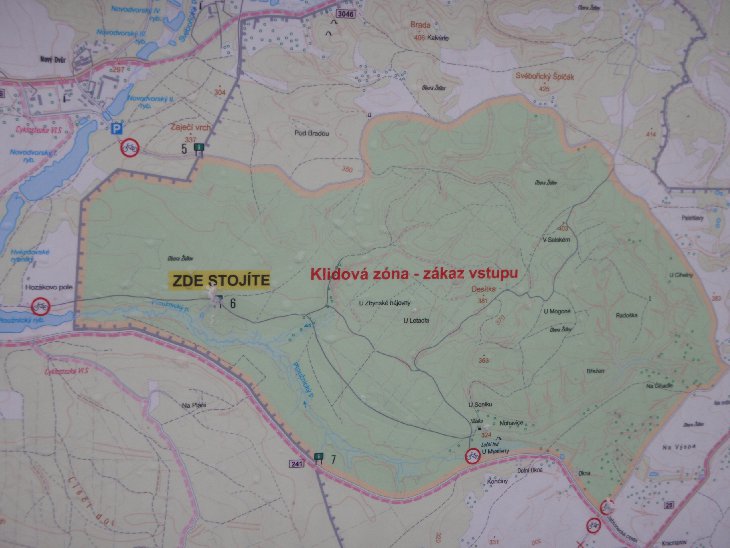 Mapa, kde je blbě označeno kde stojíte