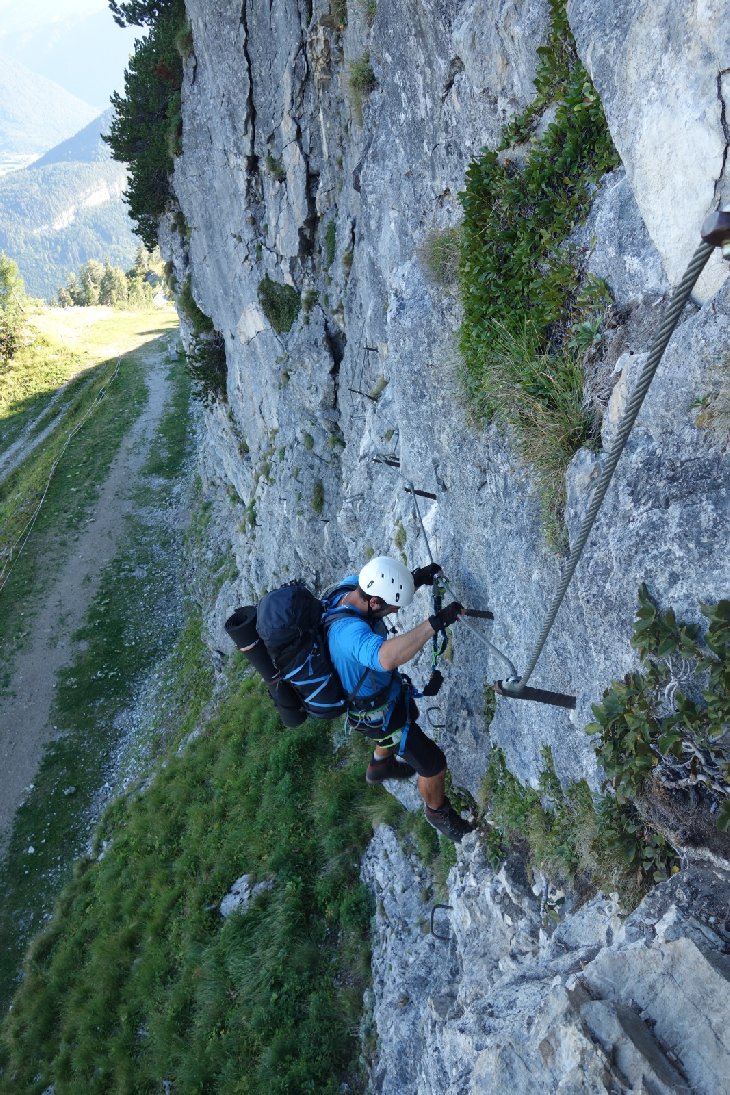 Je to celkem jednoduchá ferrata, převážně A-B, s pár místama B/C.