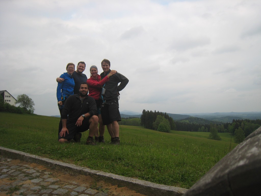 Pro přístup na Alpiner Grat jsme zvolili parkoviště u vesnice Luftkurort Lückendorf